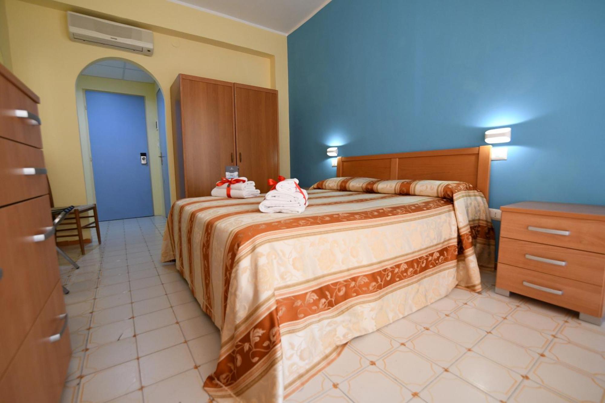 Hotel International Mondragone