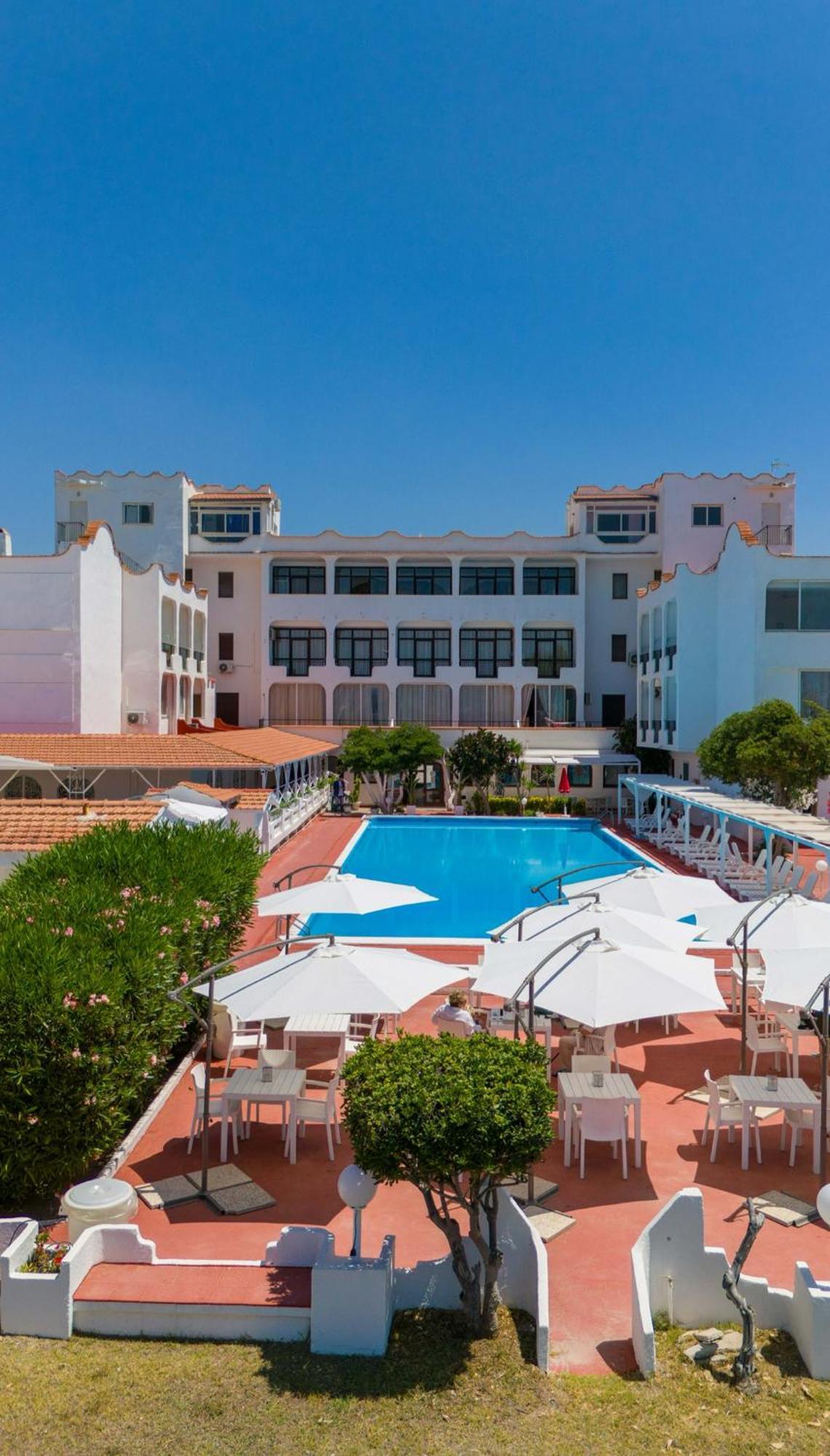 Hotel International